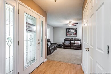 10817 Banet Rd, Floyds Knobs, IN 47119 - photo 4