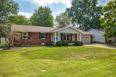 1028 N Main St, Effingham, IL 62401 - photo 3