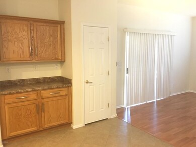39518 N MESSNER KITCHENLIVING