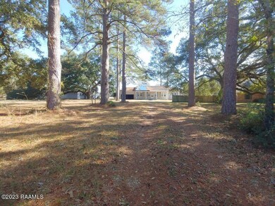 2 Front View from road