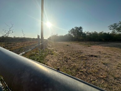 992 Jordan Rd unit 992 Jordan Rd Tract, Encinal, TX 78019 - photo 7