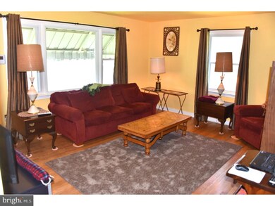 4049 8th Ave, Temple, PA 19560 - photo 7