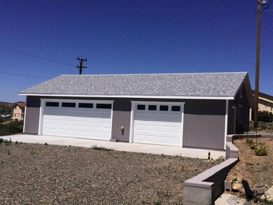 3 Car Garage
