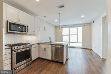 2337 Champlain St NW unit 309, Washington, DC 20009 - photo 3