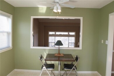 409 Maple Ct, Lansing, KS 66043 - photo 3