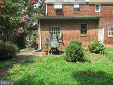 4457 Texas Ave SE, Washington, DC 20019 - photo 2