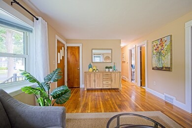 7 Bridle Rd, Billerica, MA 01821 - photo 4