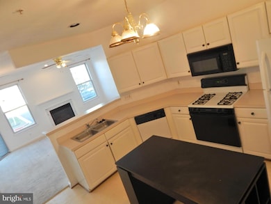 7418 Hindon Cir, Windsor Mill, MD 21244 - photo 7