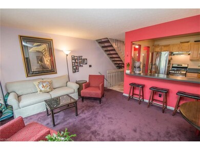 Spacious Living Room with Breakfast Bar