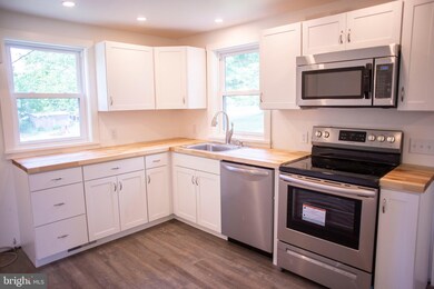 16425 Pottsville Pike, Hamburg, PA 19526 - photo 2