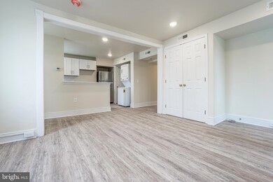 450 Germantown Pike unit 2, Lafayette Hill, PA 19444 - photo 6