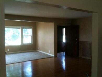 Living Room Lower