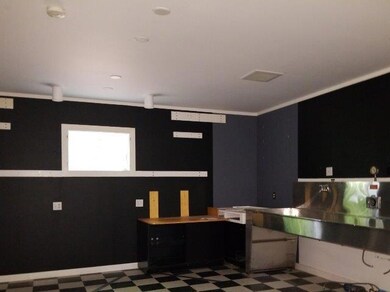 231-091535 Kitchen-Photo area