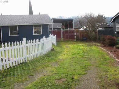 1708 Jasper Ave, Sutherlin, OR 97479 - photo 4