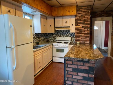 144 Division St, Schenectady, NY 12304 - photo 6