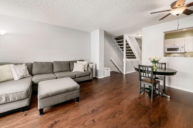 017_4106 Blendon Grove Way057
