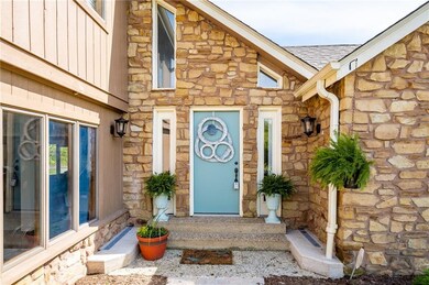 2765 W Carr Hill Rd, Columbus, IN 47201 - photo 3