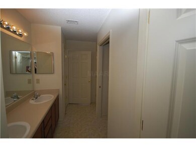 Master bathroom that is handicap accessible!