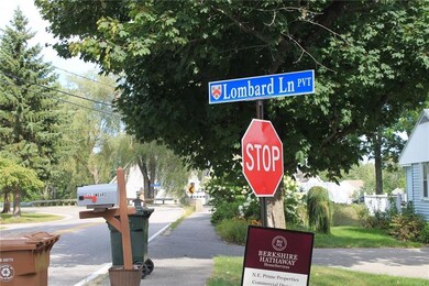 Intersection of Ross Road
