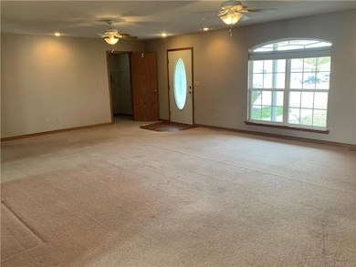 513 S Brooklyn Ct, Frontenac, KS 66763 - photo 2