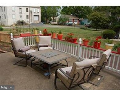 919B W Broad St unit 919B, Quakertown, PA 18951 - photo 2