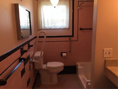 5 Perkins St, Warwick, RI 02886 - photo 4