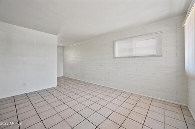 3122 E Hubbell St unit D, Phoenix, AZ 85008 - photo 2