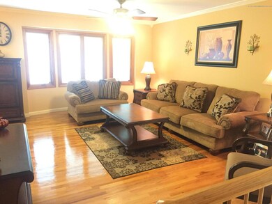 41 Cambridge Ave, Staten Island, NY 10314 - photo 6