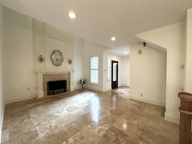 727 Bunker Hill Rd unit 84, Houston, TX 77024 - photo 6