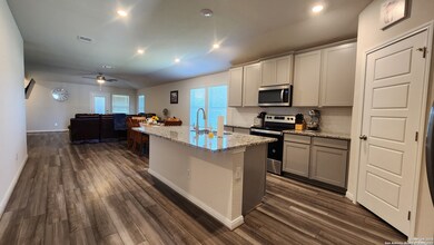 3201 Junction Bay, Converse, TX 78109 - photo 3