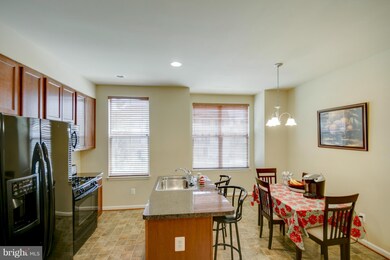 3034 Chinkapin Oak Ln unit 137, Woodbridge, VA 22191 - photo 7