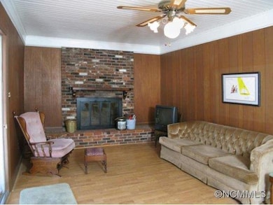 109 Le An Hurst Rd, Asheville, NC 28803 - photo 3