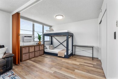 909 Kahuna Ln unit 305, Honolulu, HI 96826 - photo 5