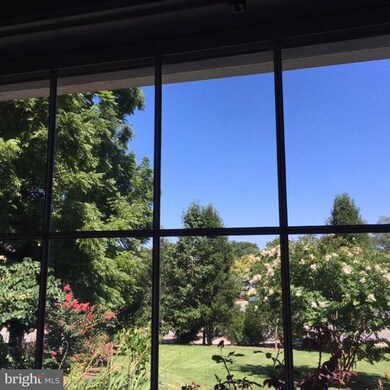 121 N 23rd St, Purcellville, VA 20132 - photo 4