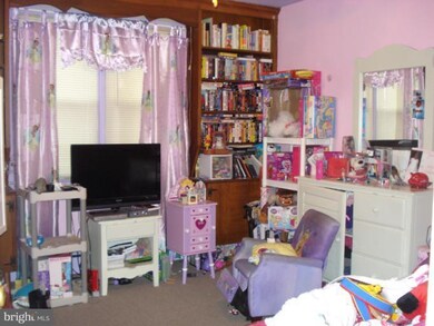 4009 W Strathmore Ave, Baltimore, MD 21215 - photo 6