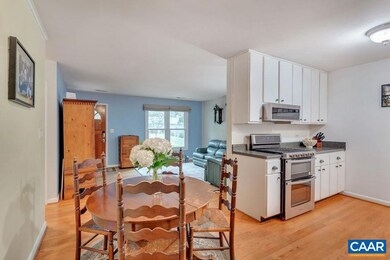 114 Commonwealth Cir, Charlottesville, VA 22901 - photo 6