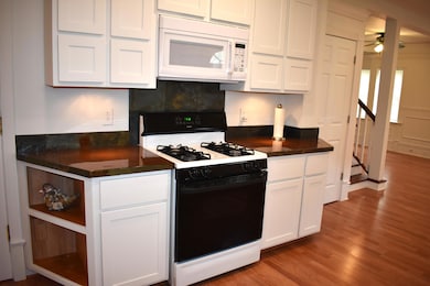 Kitchen 3