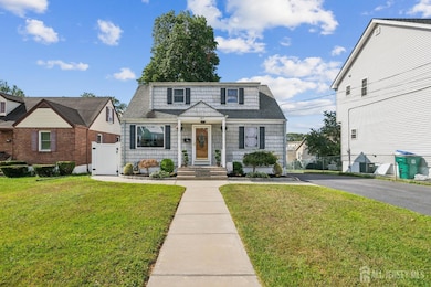 187 Hoover Ave, Edison, NJ 08837 - photo 2