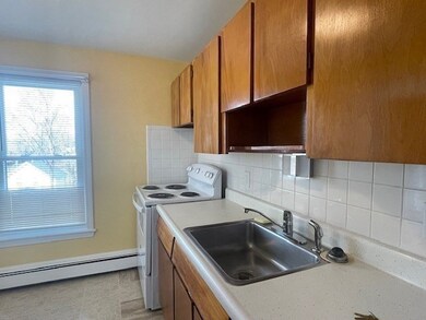 84 Franklin St unit 2, Stoneham, MA 02180 - photo 4