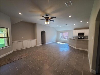 219 Cherry St, Weatherford, TX 76086 - photo 4