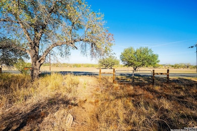 21270 Priest Rd, Elmendorf, TX 78112 - photo 2
