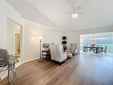 36528 Eagle Dr, Grand Island, FL 32735 - photo 3