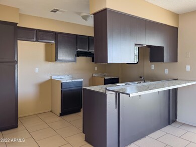 4935 W Palm Ln unit 6, Phoenix, AZ 85035 - photo 7