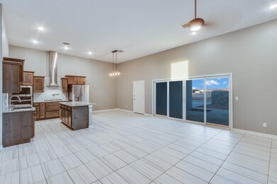 13729 Lago Vista Ave, Horizon City, TX 79928 - photo 4