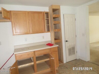 10761 Gladwynne Rd, Jacksonville, FL 32218 - photo 5