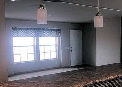 14916 Cochise St, Williston, ND 58801 - photo 2