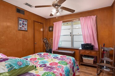 4709 Sanborn Dr, Houston, TX 77092 - photo 6