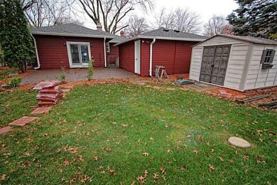 4033 30th St, Des Moines, IA 50310 - photo 5