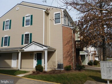 4017 Chetham Way unit 20, Woodbridge, VA 22192 - photo 2