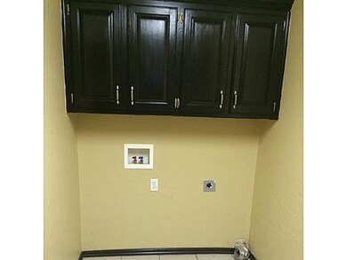 524 Loyd Ln, Moore, OK 73160 - photo 7